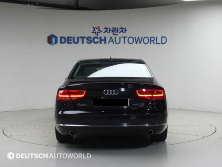 Audi A8 — photo 04