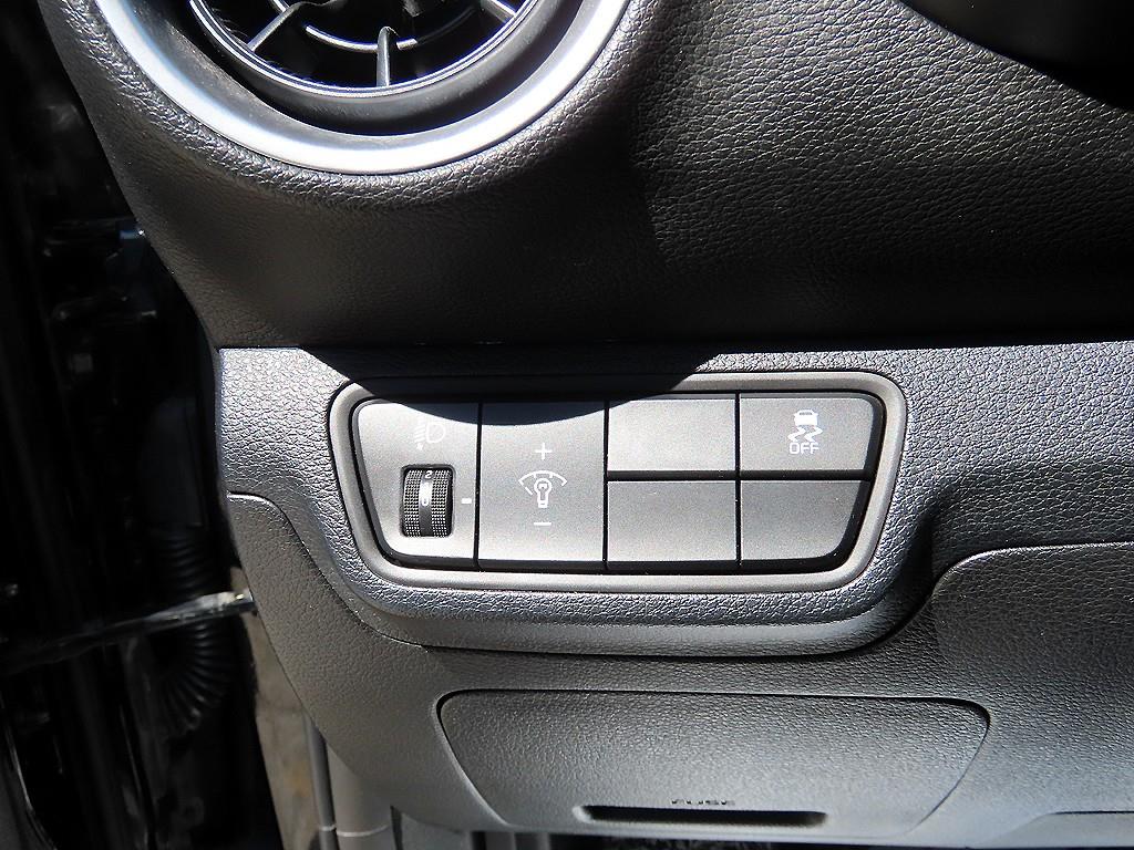 Kia K3 — photo 12