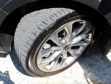 Kia Sorento — photo 20