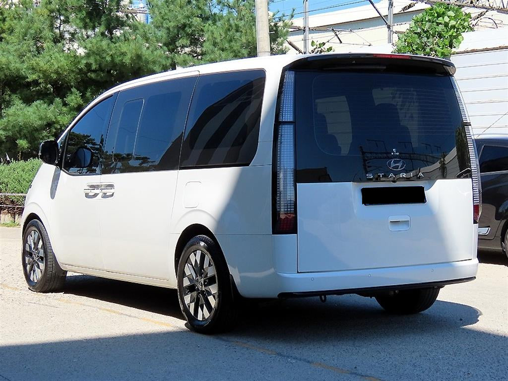 Hyundai Staria — photo 03