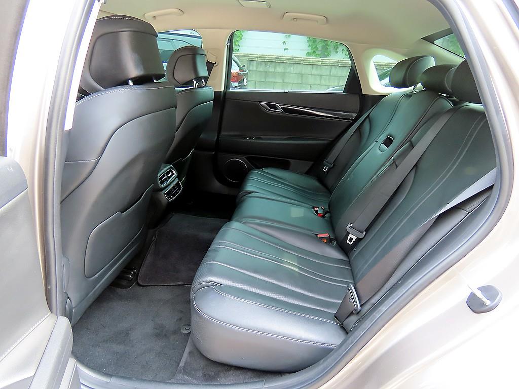 Genesis G80 — photo 06