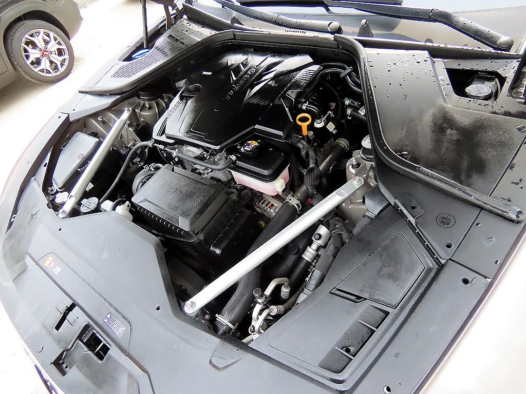 Genesis G80 — photo 19