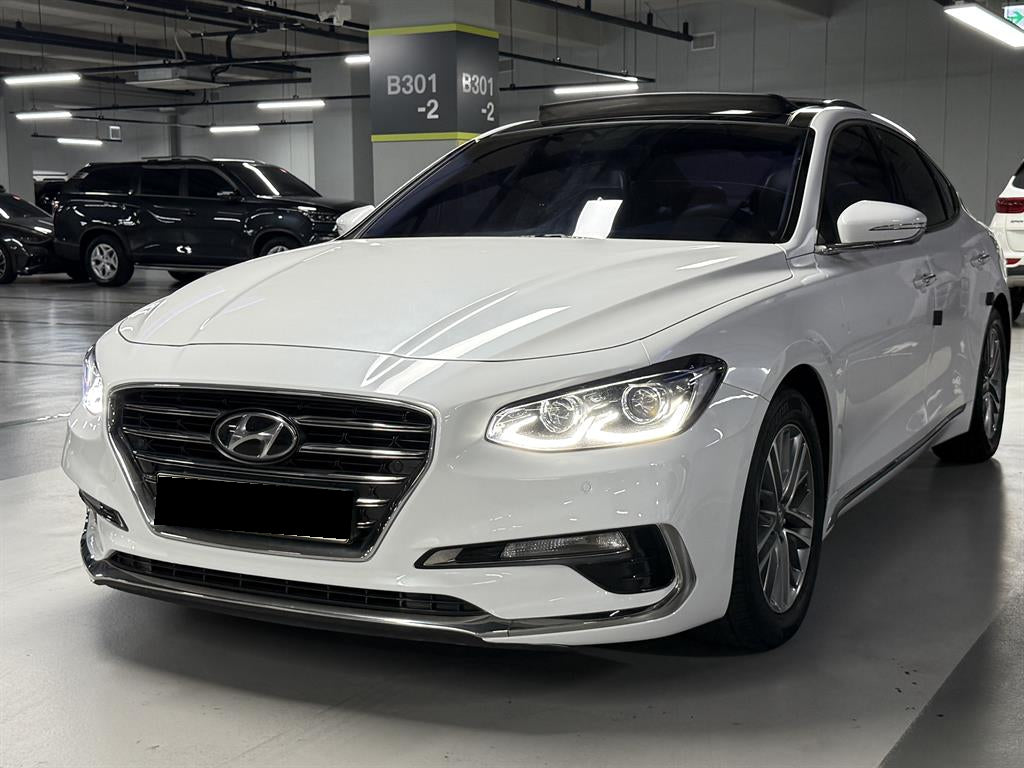 Hyundai Grandeur — photo 01