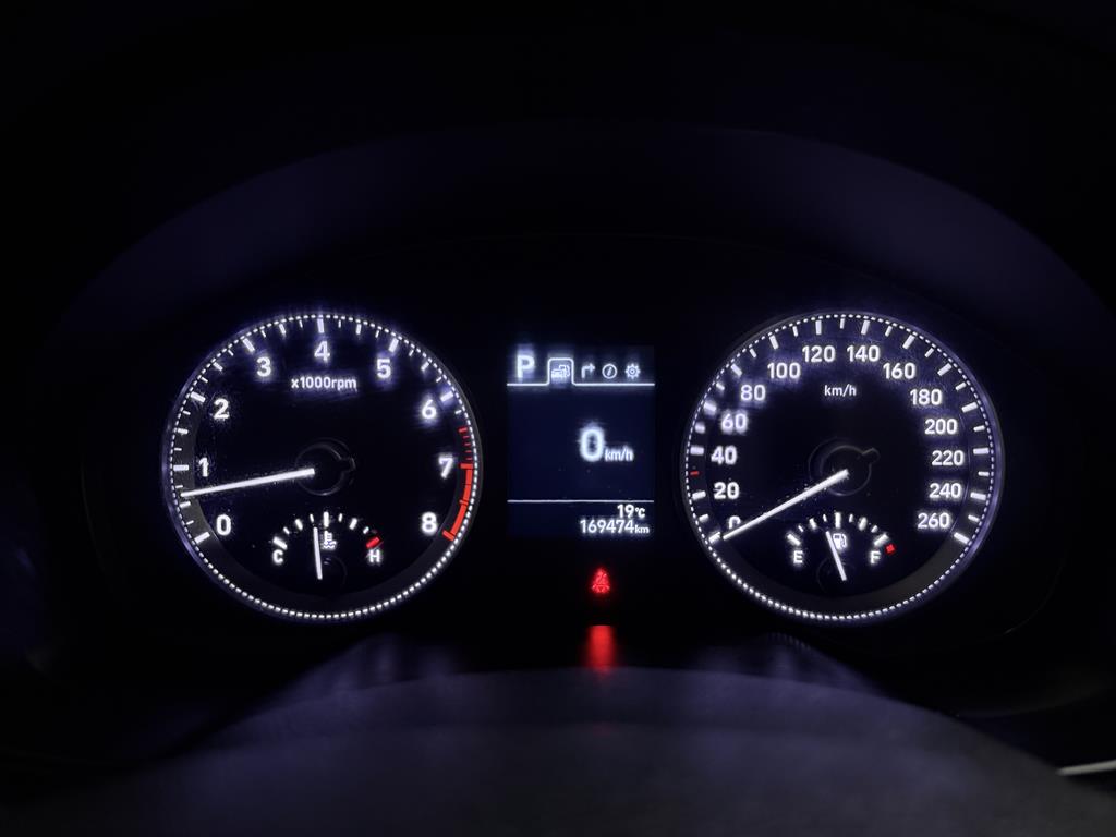 Hyundai Grandeur — photo 10