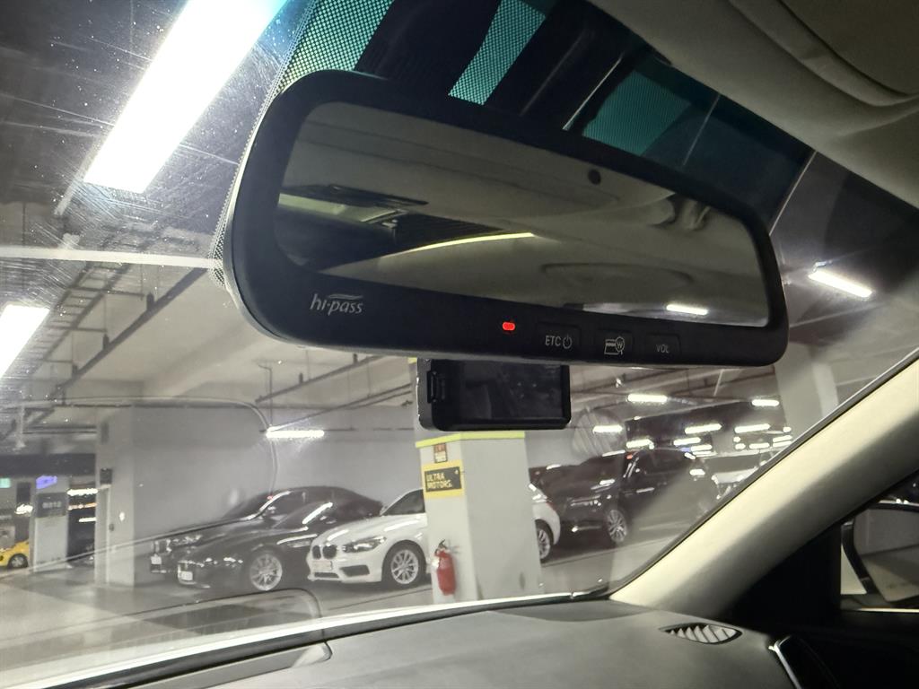 Hyundai Grandeur — photo 15