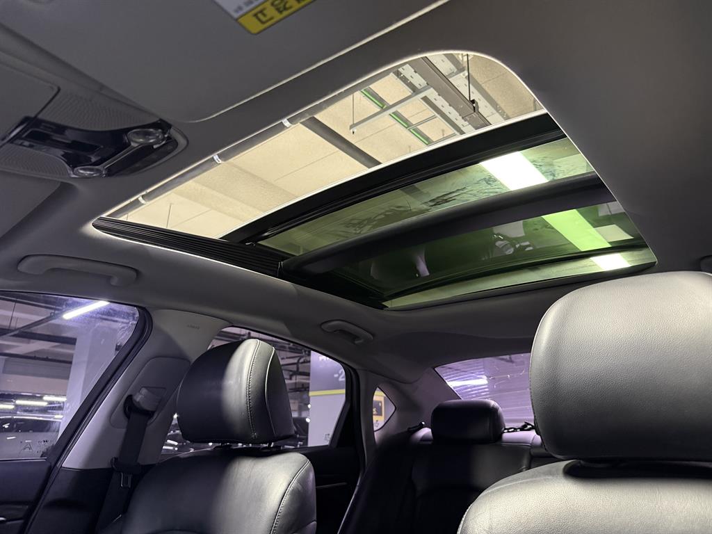 Hyundai Grandeur — photo 16