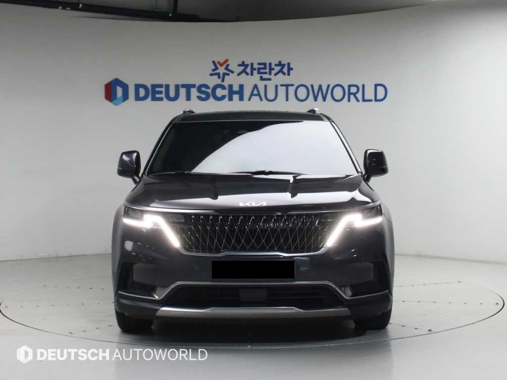 Kia Carnival — photo 03