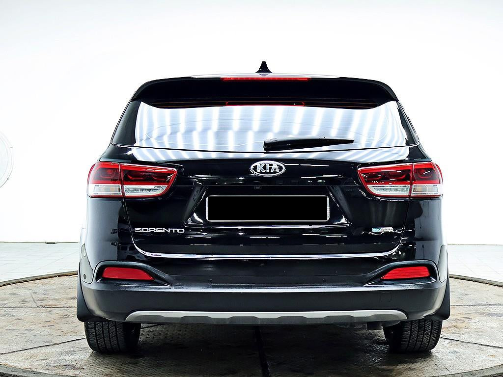 Kia Sorento — photo 03