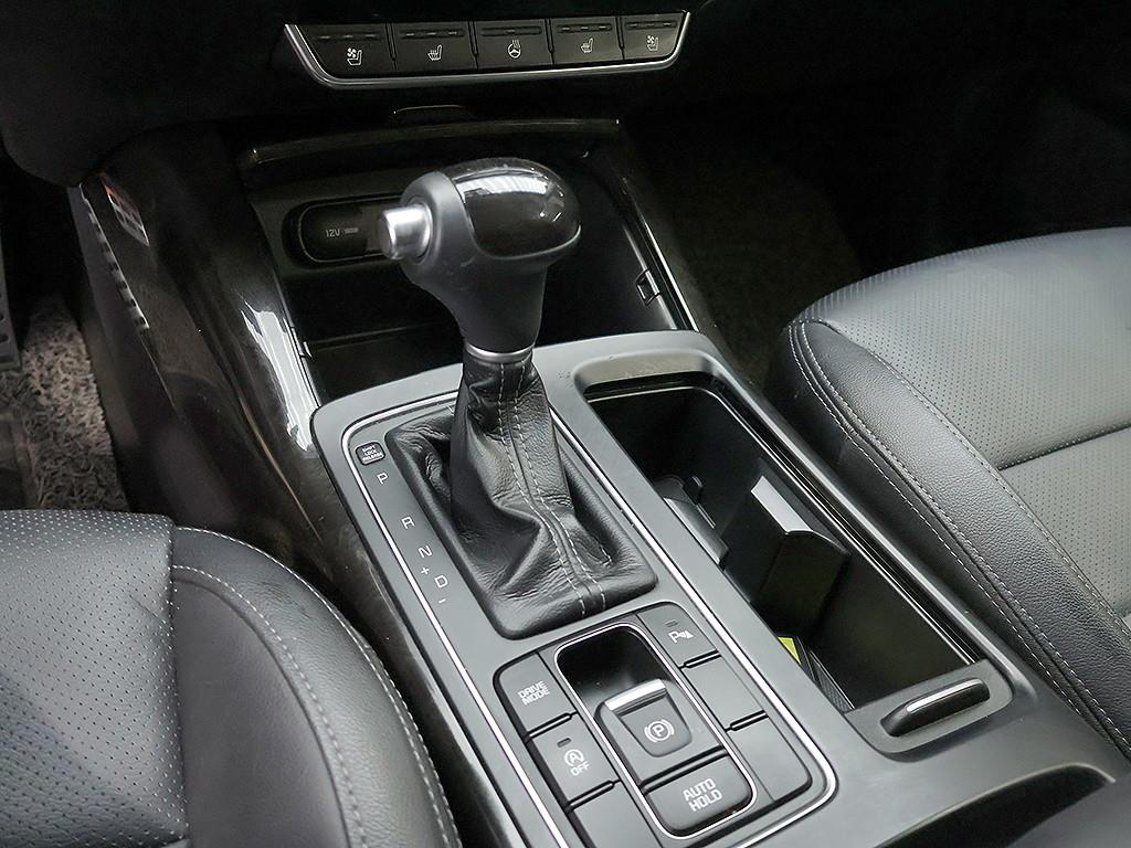 Kia Sorento — photo 10