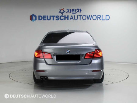 BMW 5-Series — photo 04