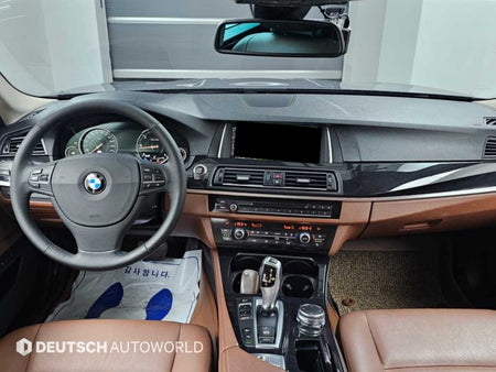 BMW 5-Series — photo 07
