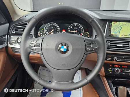 BMW 5-Series — photo 13