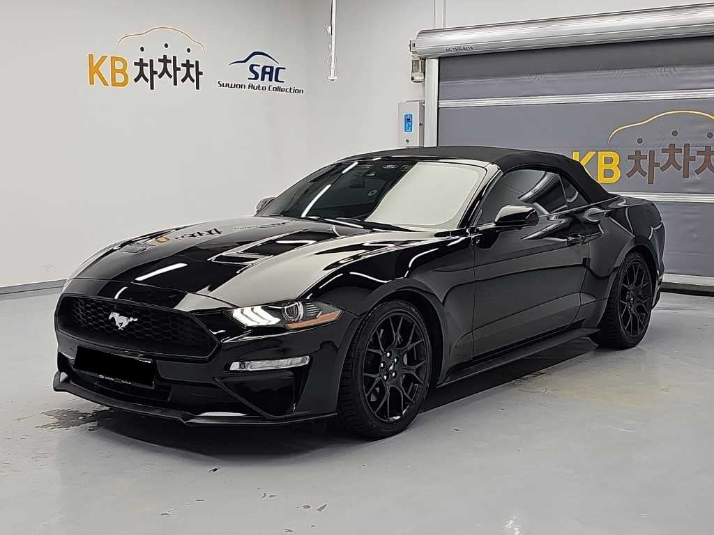 Ford Mustang — photo 01