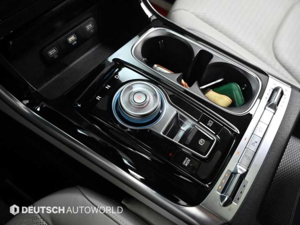 Kia Carnival — photo 09