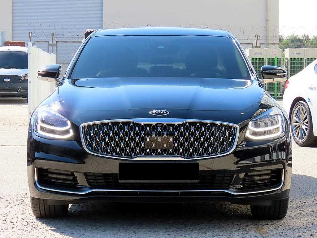 Kia K9 — photo 02