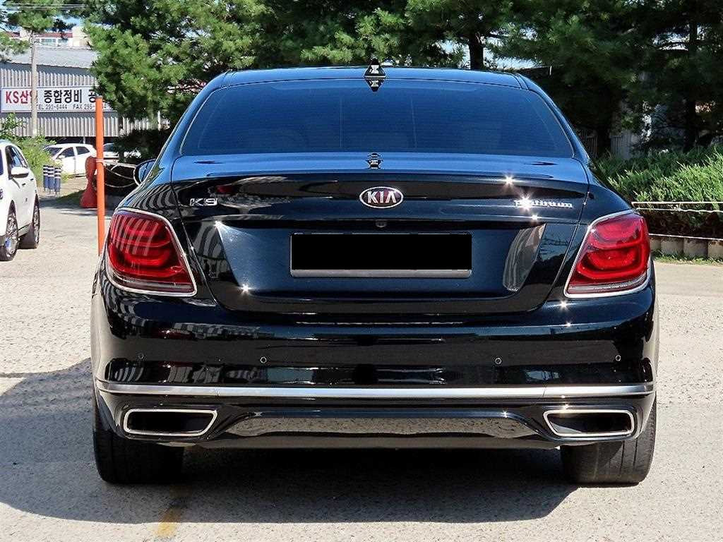 Kia K9 — photo 04