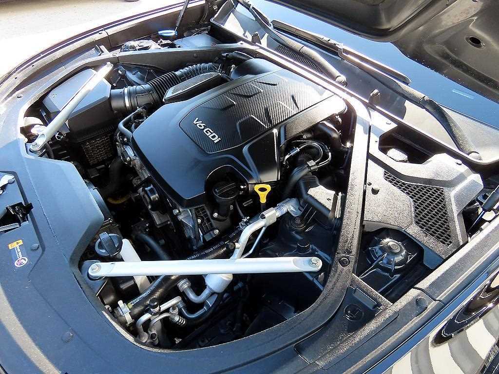 Kia K9 — photo 19