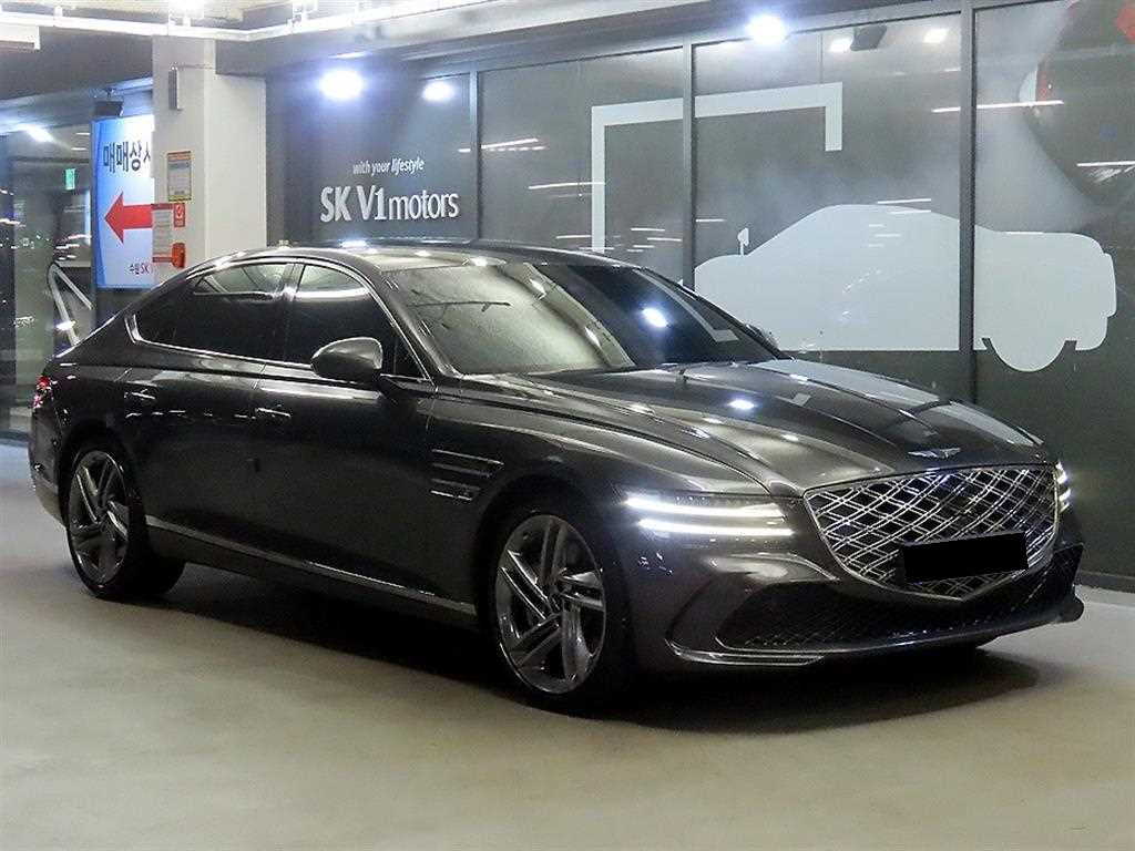 Genesis G80 — photo 01