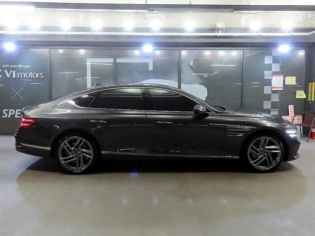 Genesis G80 — photo 03