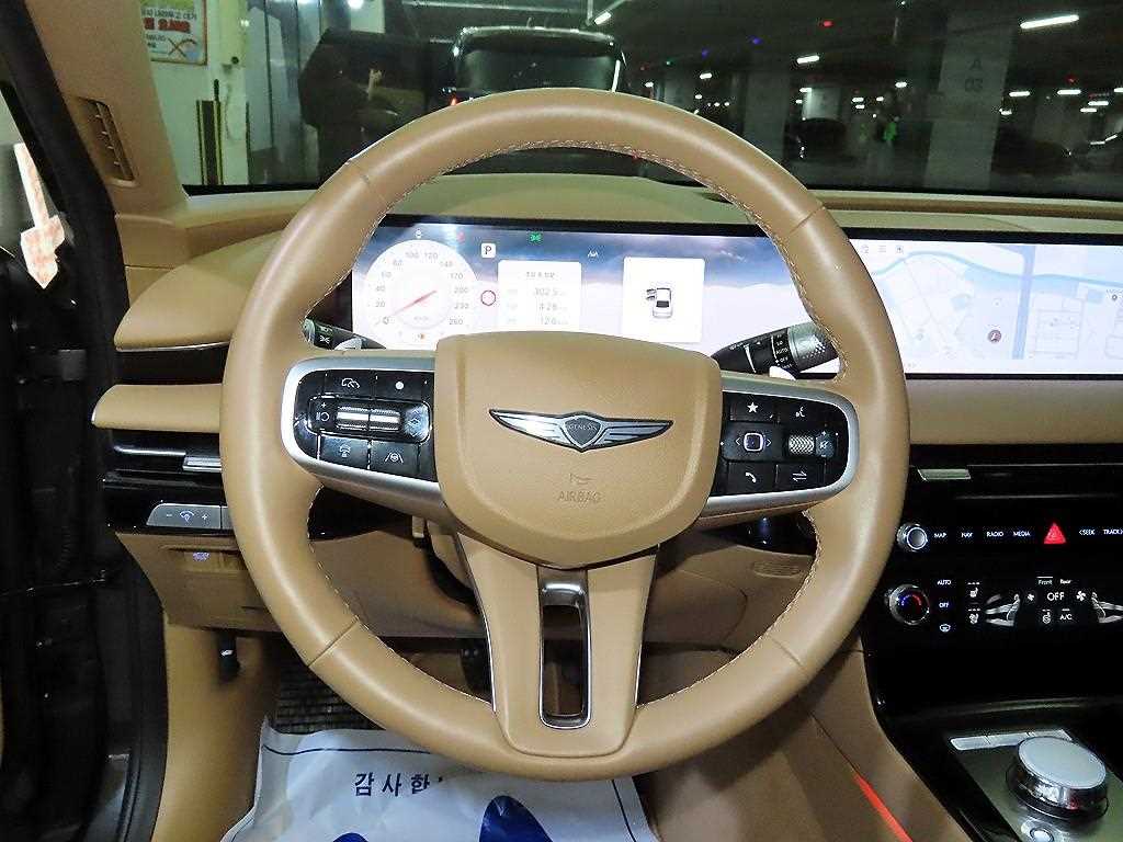 Genesis G80 — photo 08