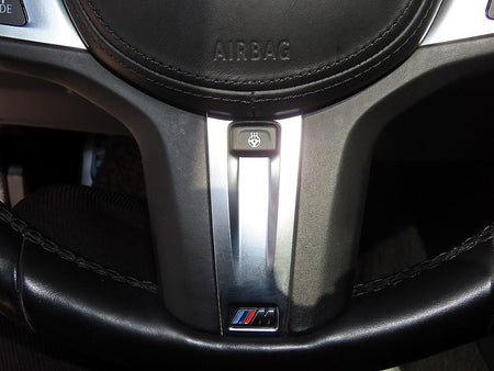 BMW 3-Series — photo 11