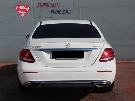 Mercedes-Benz E-Class — photo 04
