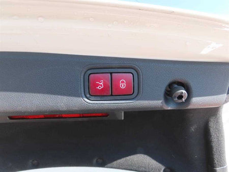 Mercedes-Benz E-Class — photo 06