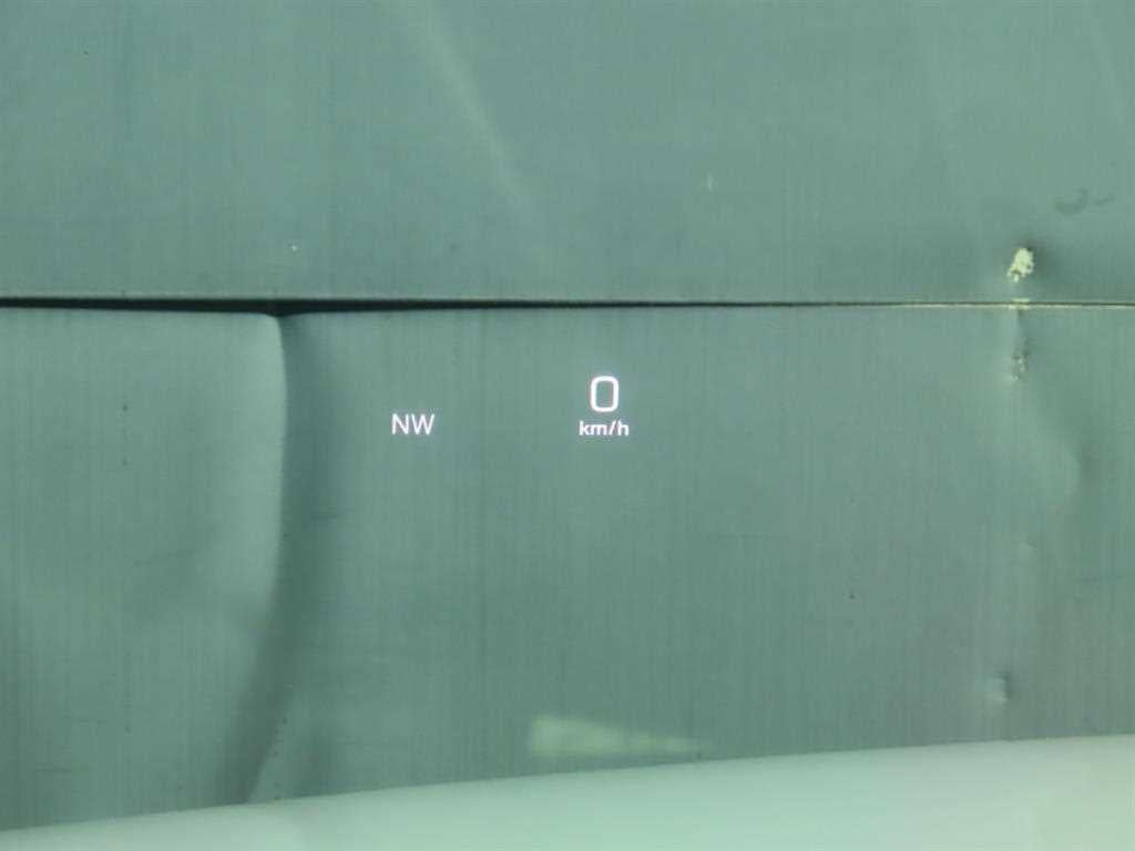 Mercedes-Benz E-Class — photo 18