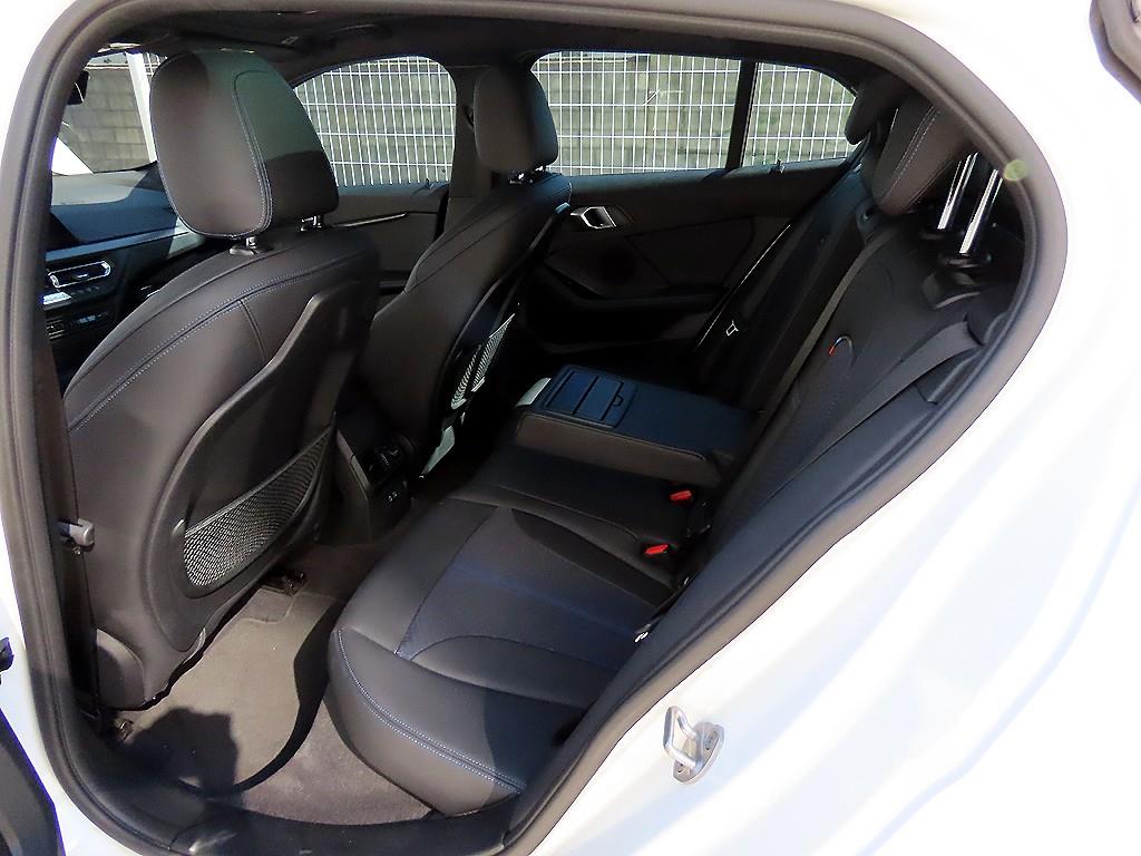 BMW 1-Series — photo 06