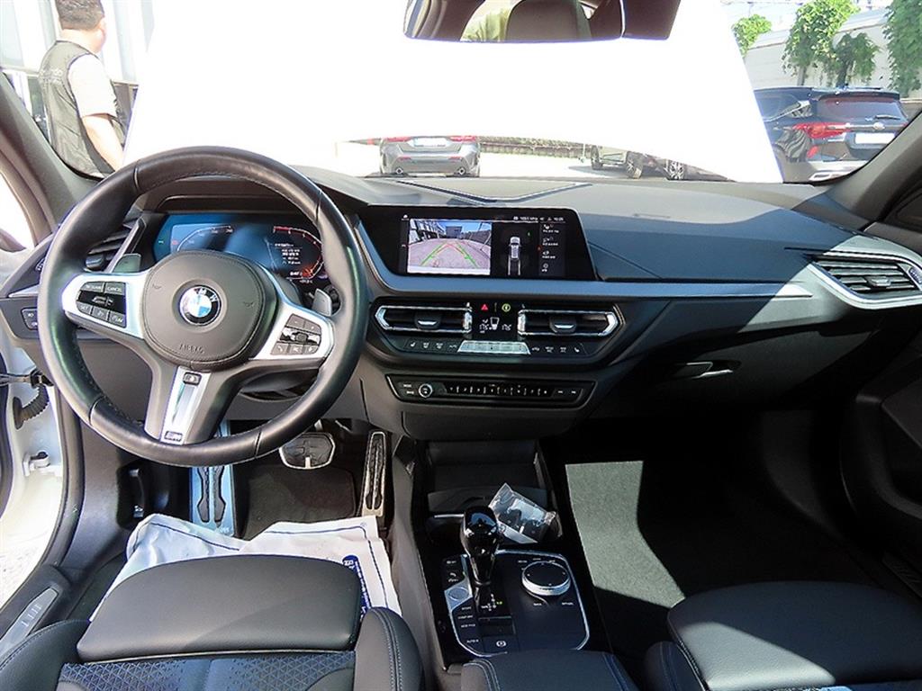 BMW 1-Series — photo 07