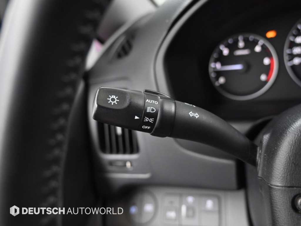 Hyundai Starex — photo 12