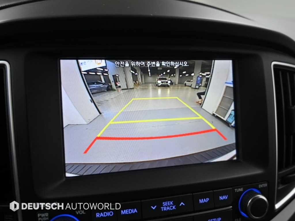 Hyundai Starex — photo 15