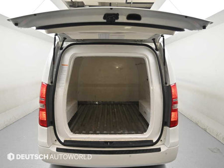 Hyundai Starex — photo 19
