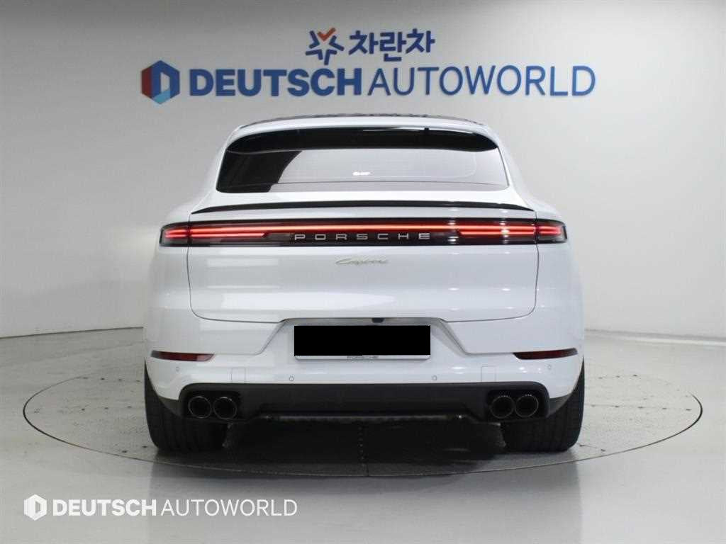 Porsche Cayenne — photo 04