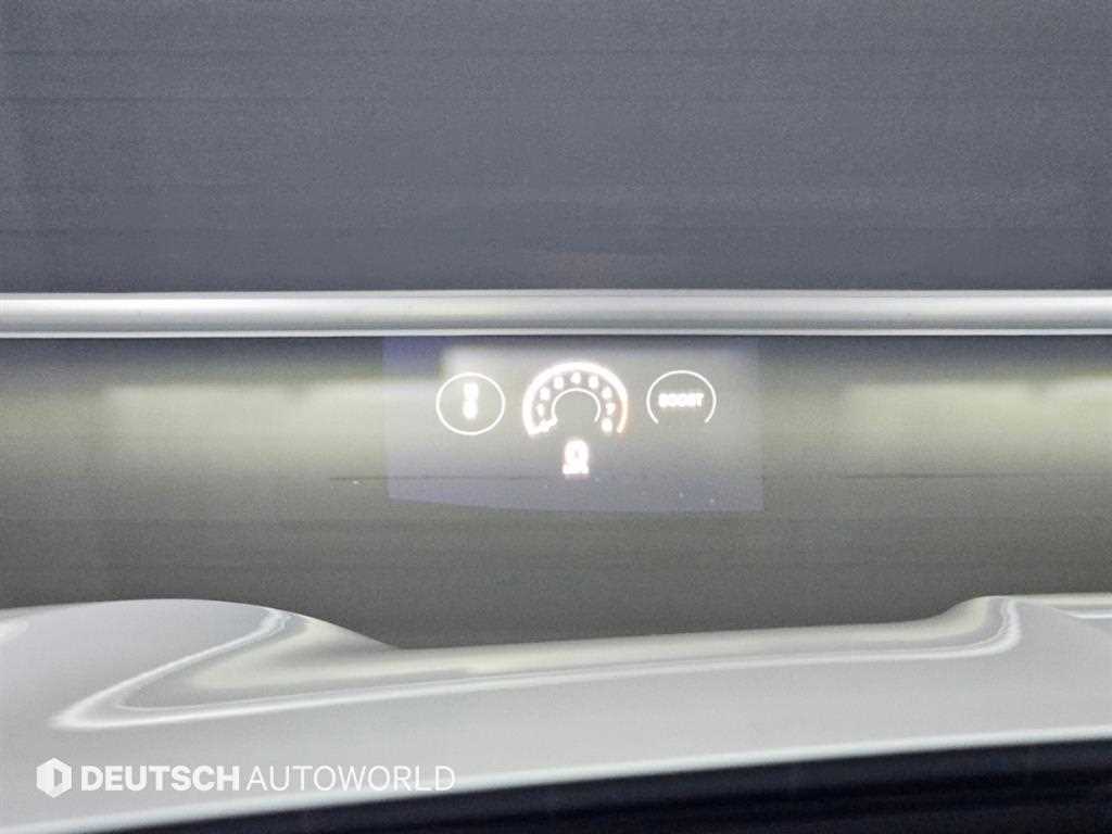 Porsche Cayenne — photo 17