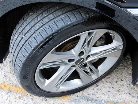 Genesis G90 — photo 20