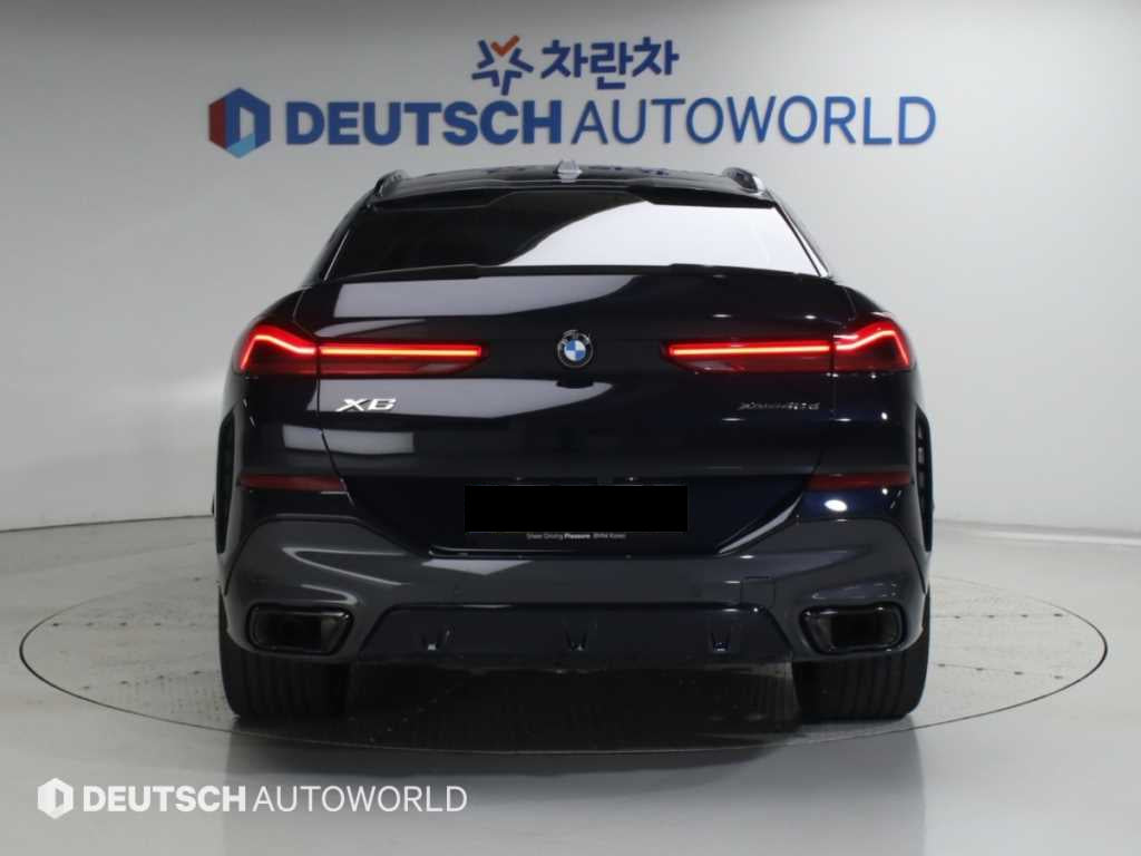 BMW X6 — photo 04