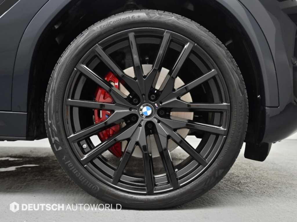 BMW X6 — photo 05