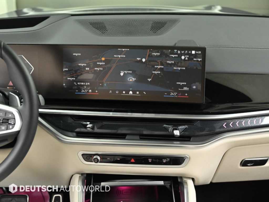 BMW X6 — photo 14