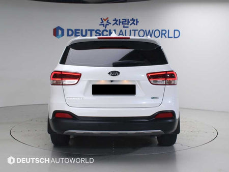 Kia Sorento — photo 04