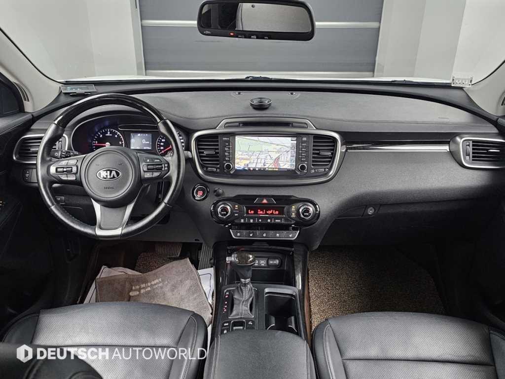 Kia Sorento — photo 07