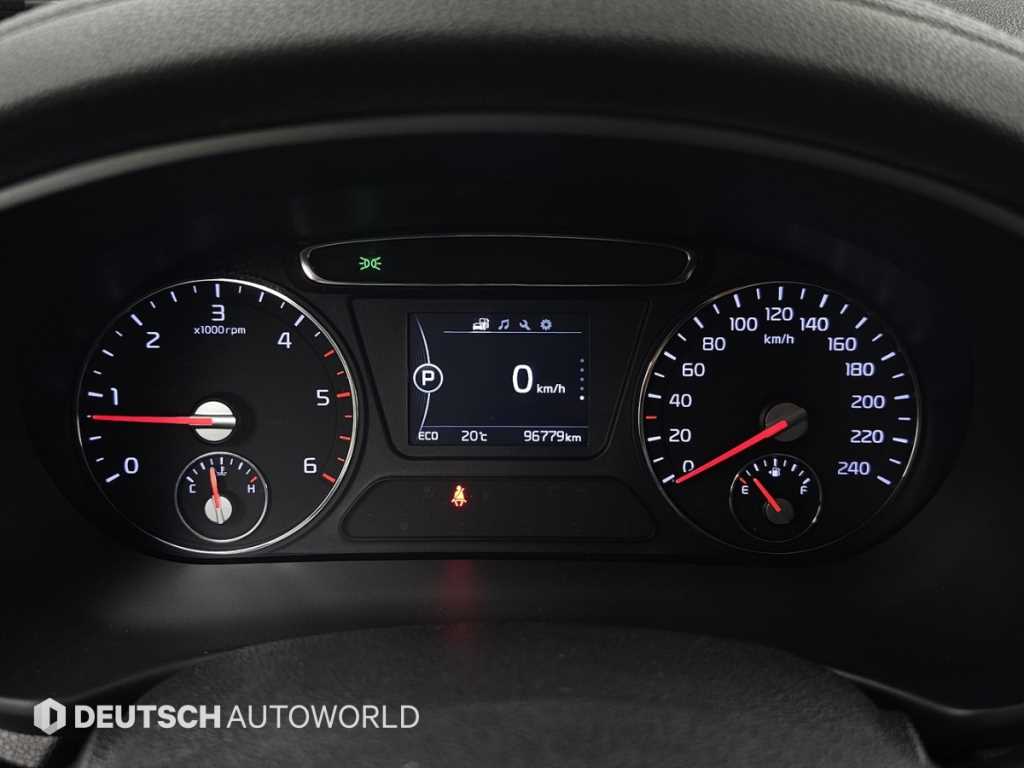 Kia Sorento — photo 08