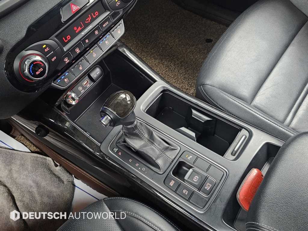 Kia Sorento — photo 09