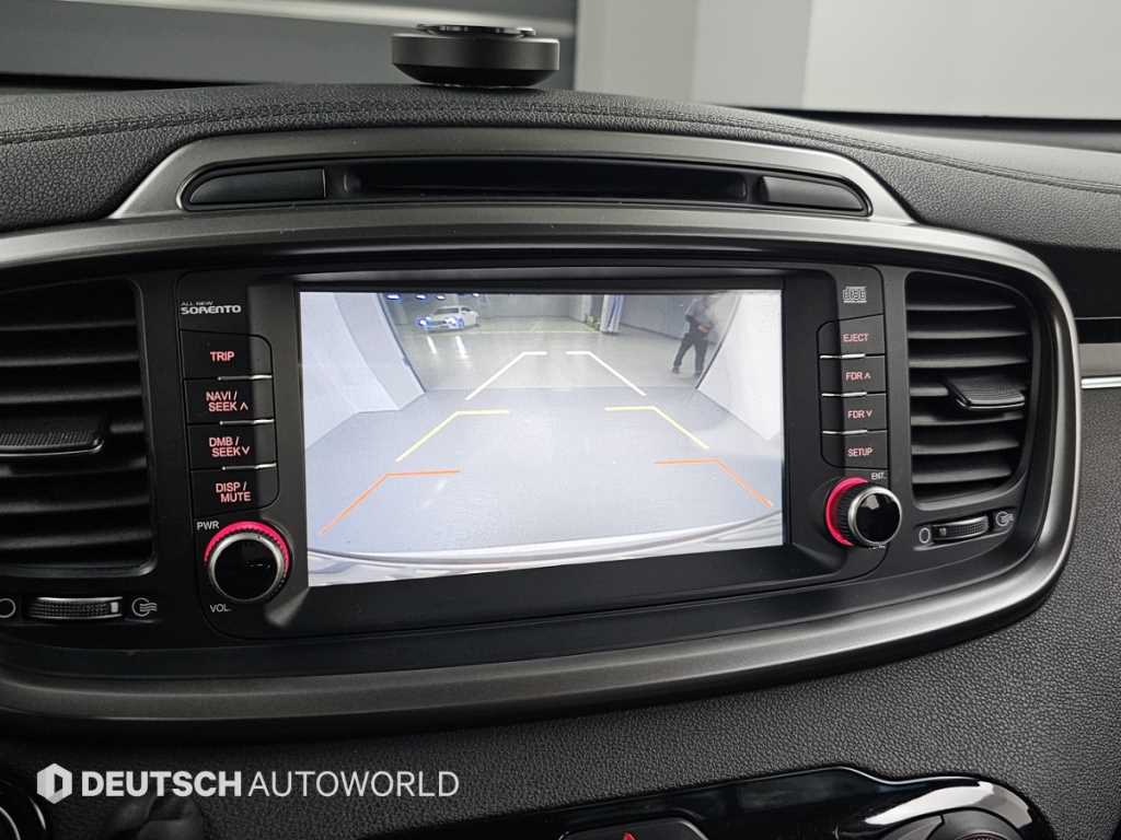 Kia Sorento — photo 15