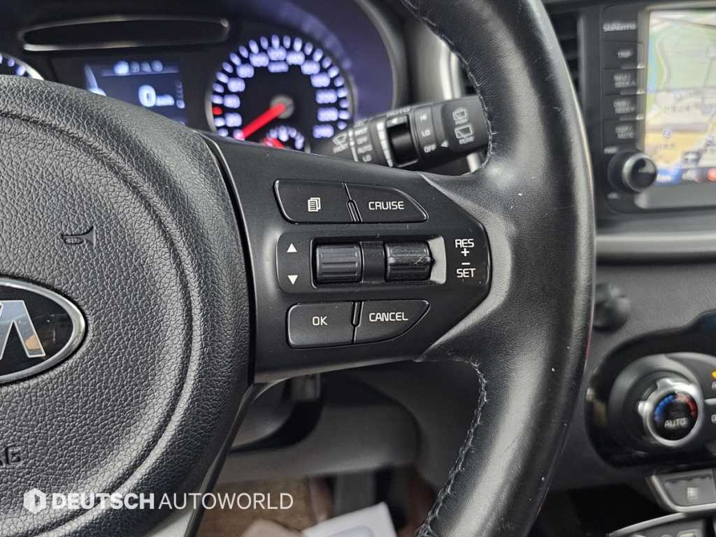 Kia Sorento — photo 17