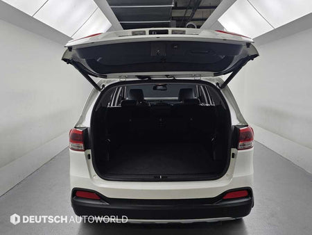 Kia Sorento — photo 19