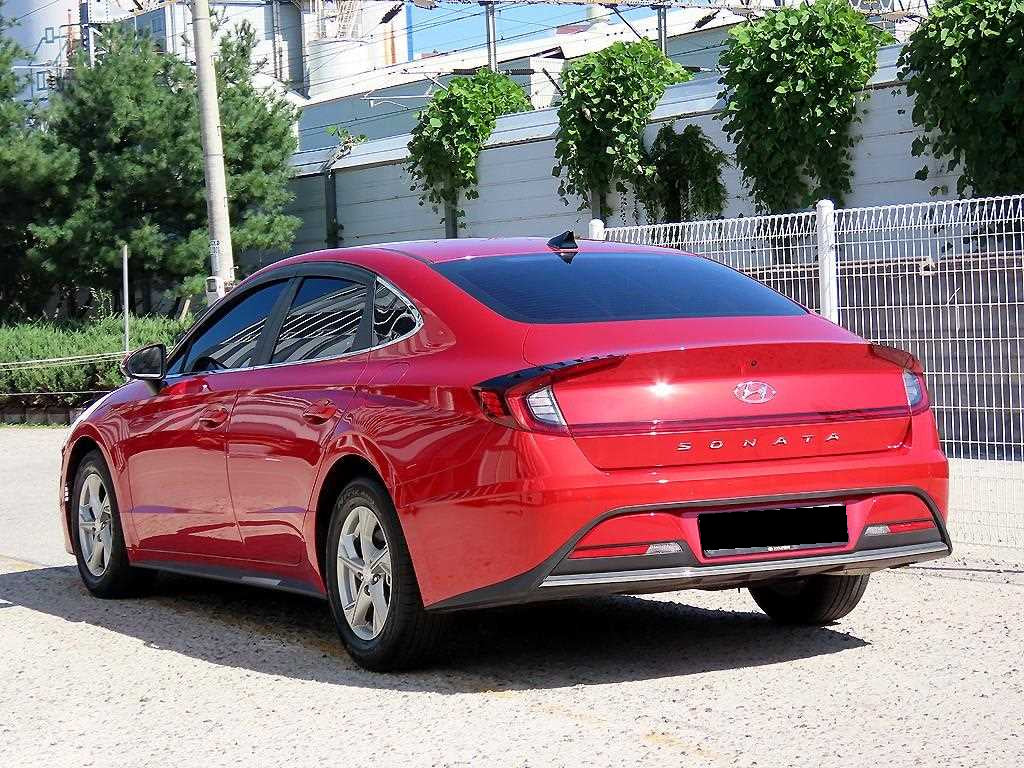 Hyundai Sonata — photo 03