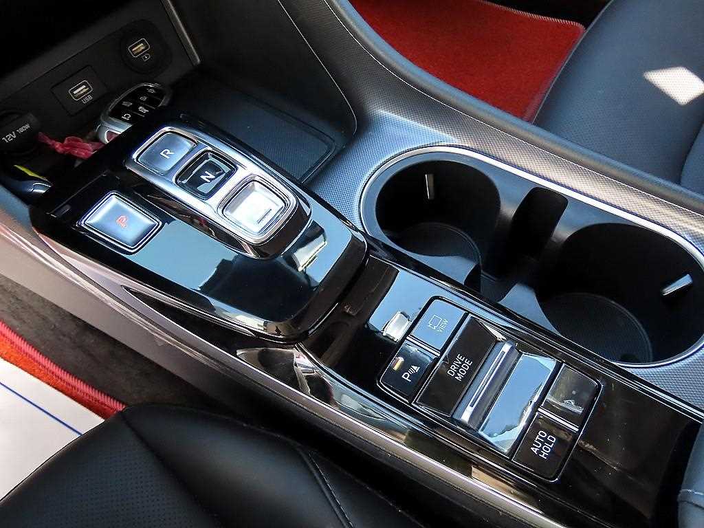 Hyundai Sonata — photo 10