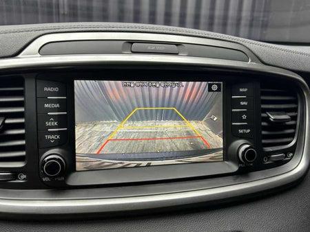 Kia Sorento — photo 13