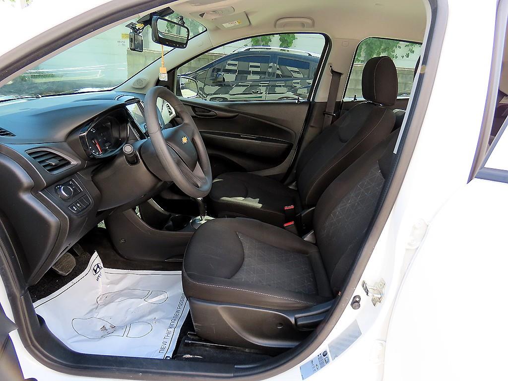 CHEVROLET Spark — photo 05